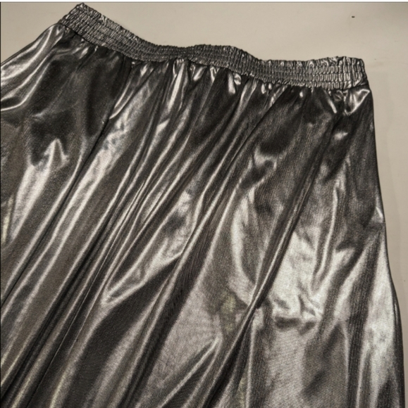 🩶 Vintage Hunt Club Silver Metallic Pleated Midi Skirt, Vtg 12 - Picture 8 of 16